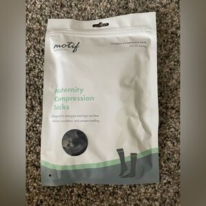 Motif Maternity Compression Socks